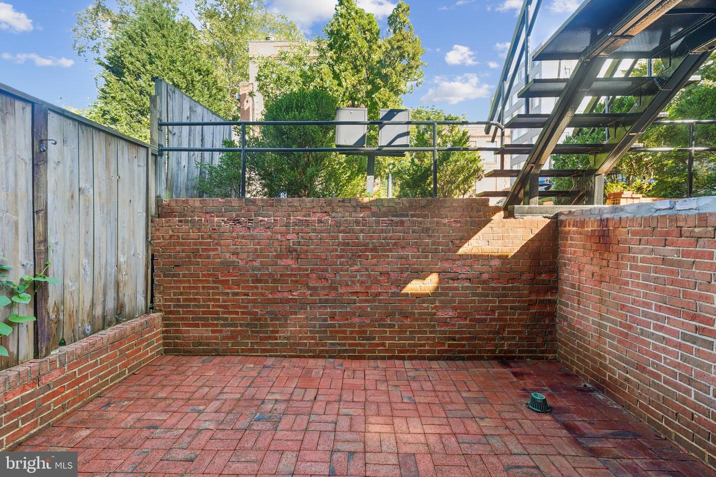 2519 I ST NW #1, WASHINGTON, District Of Columbia 20037, 2 Bedrooms Bedrooms, ,2 BathroomsBathrooms,Residential,For sale,2519 I ST NW #1,DCDC2223398 MLS # DCDC2223398