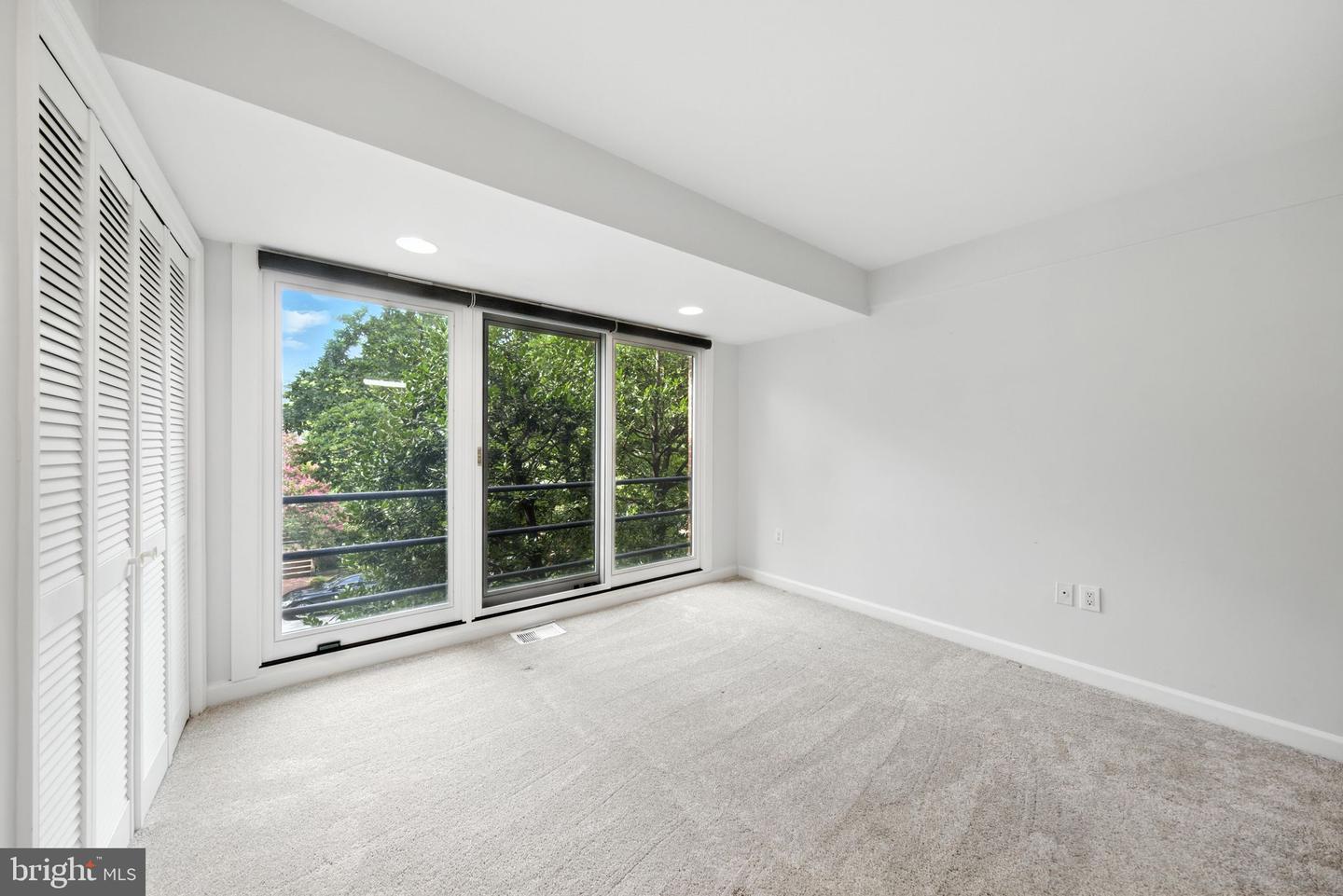 2519 I ST NW #1, WASHINGTON, District Of Columbia 20037, 2 Bedrooms Bedrooms, ,2 BathroomsBathrooms,Residential,For sale,2519 I ST NW #1,DCDC2223398 MLS # DCDC2223398