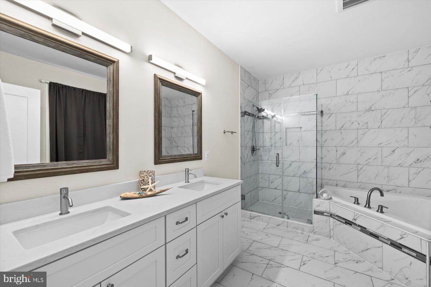 537 MONTICELLO CIR, LOCUST GROVE, Virginia 22508, 5 Bedrooms Bedrooms, 9 Rooms Rooms,3 BathroomsBathrooms,Residential,For sale,537 MONTICELLO CIR,VAOR2012364 MLS # VAOR2012364