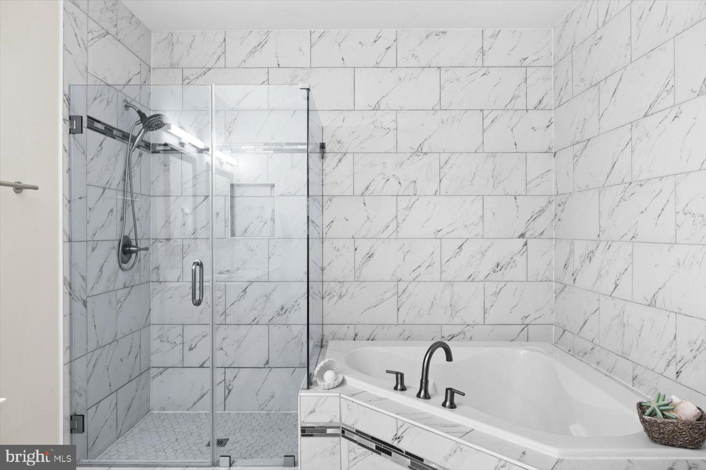 537 MONTICELLO CIR, LOCUST GROVE, Virginia 22508, 5 Bedrooms Bedrooms, 9 Rooms Rooms,3 BathroomsBathrooms,Residential,For sale,537 MONTICELLO CIR,VAOR2012364 MLS # VAOR2012364