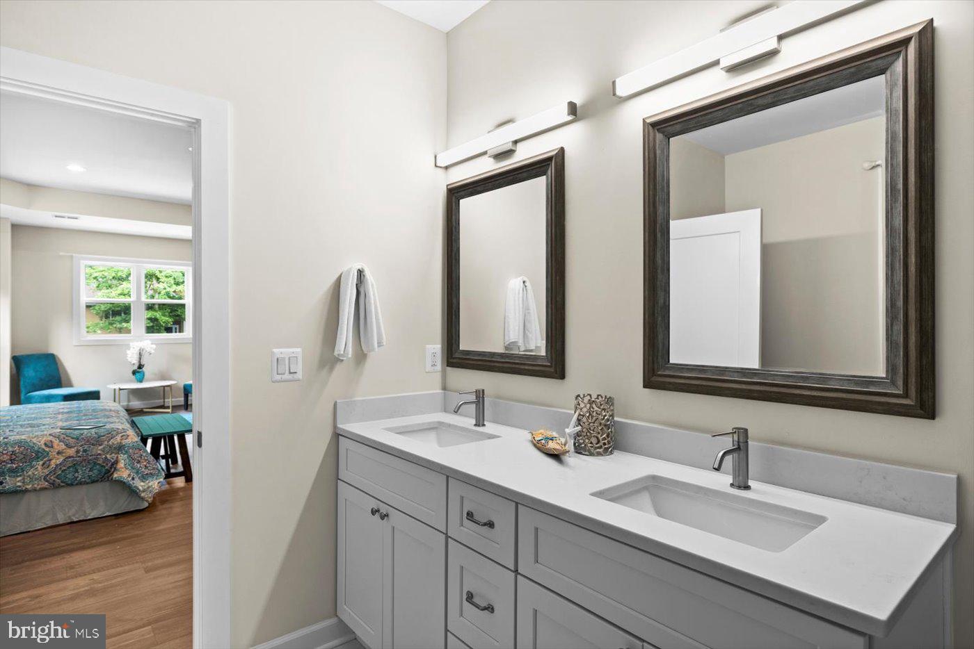 537 MONTICELLO CIR, LOCUST GROVE, Virginia 22508, 5 Bedrooms Bedrooms, 9 Rooms Rooms,3 BathroomsBathrooms,Residential,For sale,537 MONTICELLO CIR,VAOR2012364 MLS # VAOR2012364