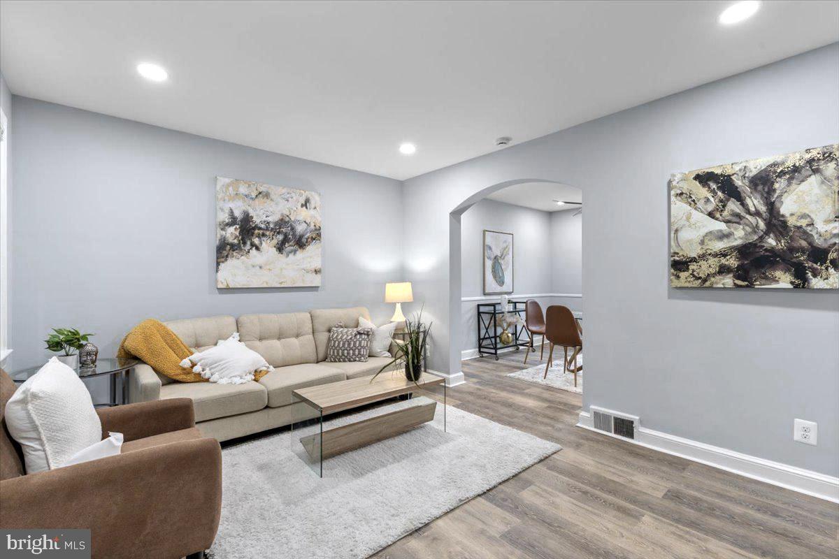 2202 U PL SE, WASHINGTON, District Of Columbia 20020, ,Residential,For sale,2202 U PL SE,DCDC2229716 MLS # DCDC2229716