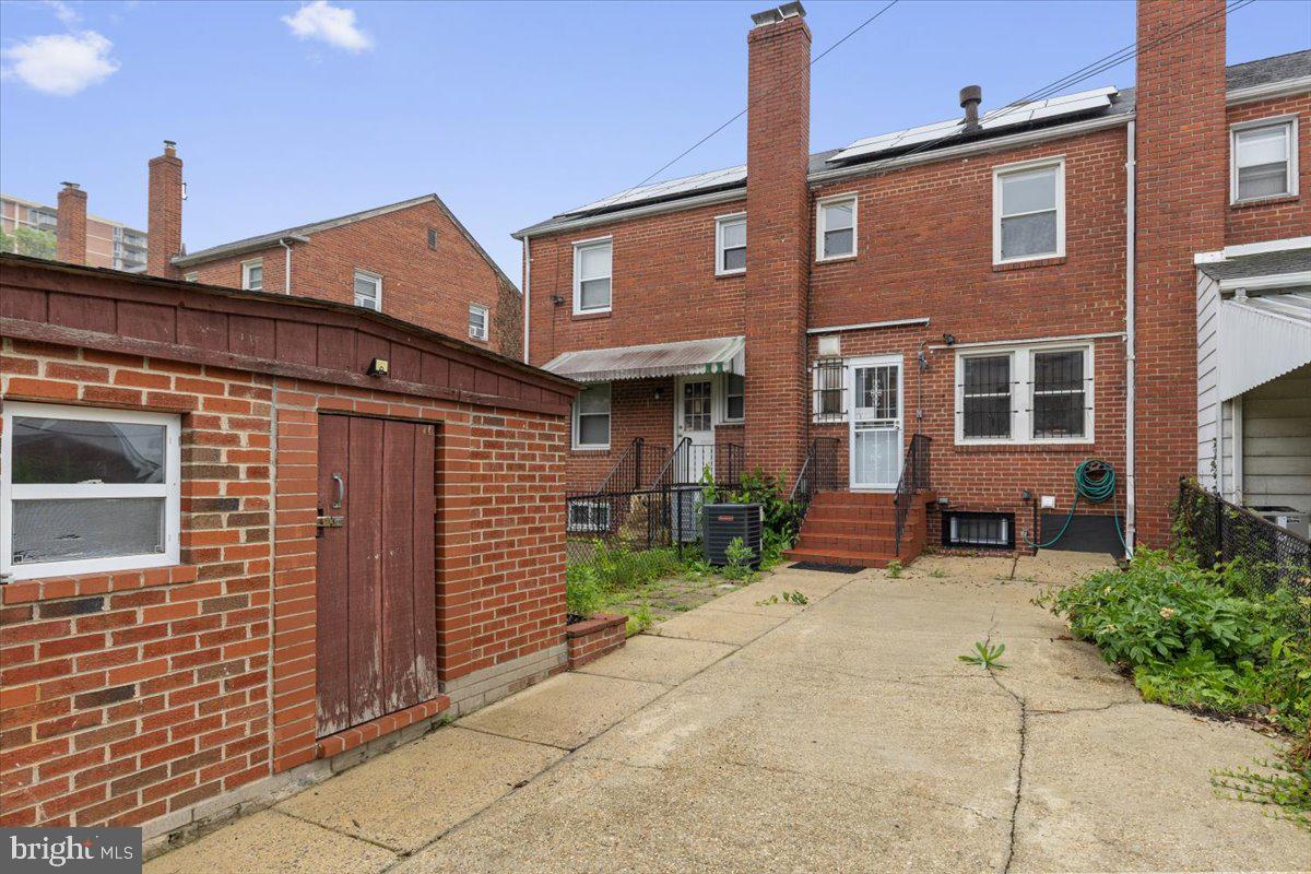 2202 U PL SE, WASHINGTON, District Of Columbia 20020, ,Residential,For sale,2202 U PL SE,DCDC2229716 MLS # DCDC2229716