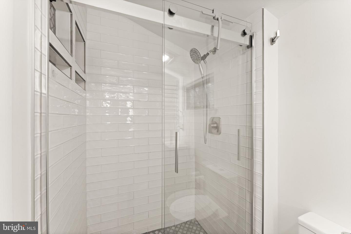 2345 MILLENNIUM LN, RESTON, Virginia 20191, 3 Bedrooms Bedrooms, ,2 BathroomsBathrooms,Residential,For sale,2345 MILLENNIUM LN,VAFX2277888 MLS # VAFX2277888