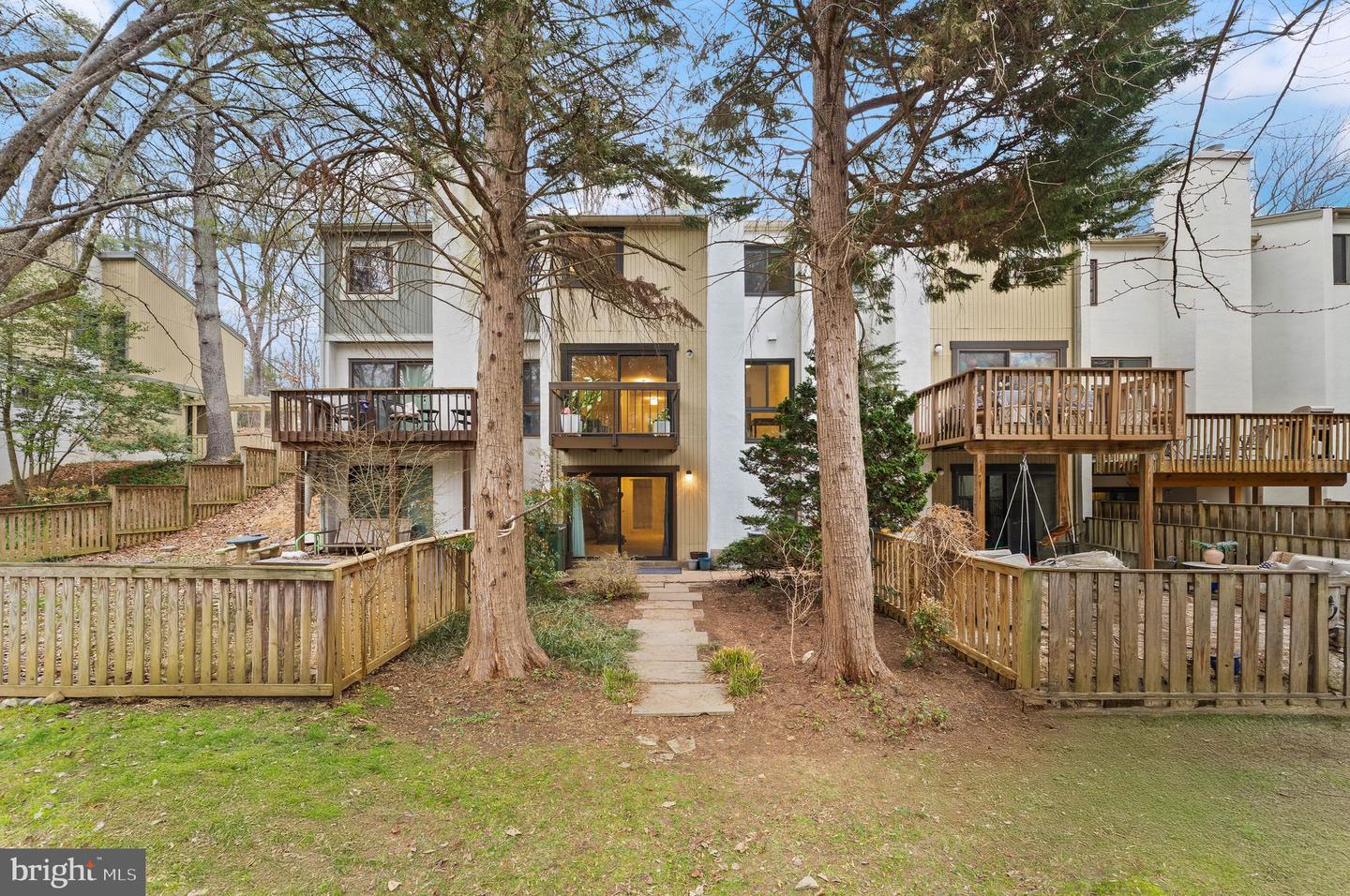 2345 MILLENNIUM LN, RESTON, Virginia 20191, 3 Bedrooms Bedrooms, ,2 BathroomsBathrooms,Residential,For sale,2345 MILLENNIUM LN,VAFX2277888 MLS # VAFX2277888