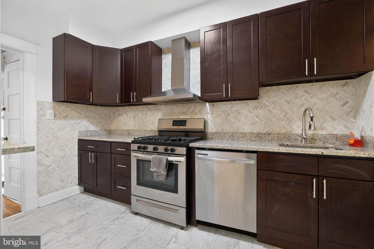 828 ALLISON ST NW, WASHINGTON, District Of Columbia 20011, 3 Bedrooms Bedrooms, ,3 BathroomsBathrooms,Residential,For sale,828 ALLISON ST NW,DCDC2231382 MLS # DCDC2231382