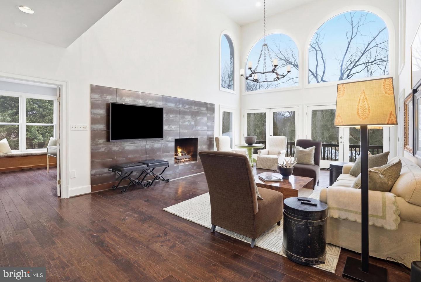 6035 CRIMSON CT, MCLEAN, Virginia 22101, 6 Bedrooms Bedrooms, ,5 BathroomsBathrooms,Residential,For sale,6035 CRIMSON CT,VAFX2278864 MLS # VAFX2278864