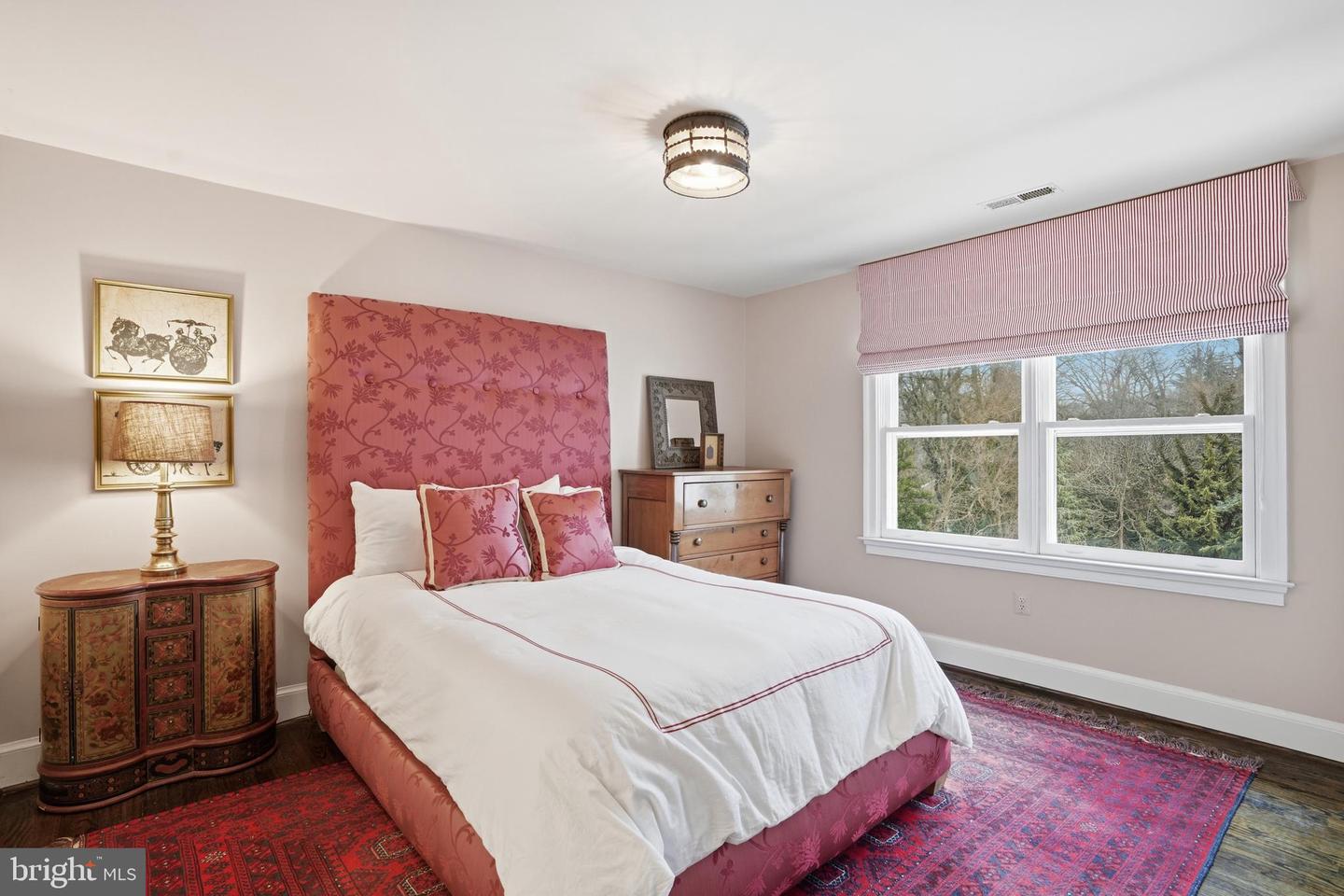 6035 CRIMSON CT, MCLEAN, Virginia 22101, 6 Bedrooms Bedrooms, ,5 BathroomsBathrooms,Residential,For sale,6035 CRIMSON CT,VAFX2278864 MLS # VAFX2278864