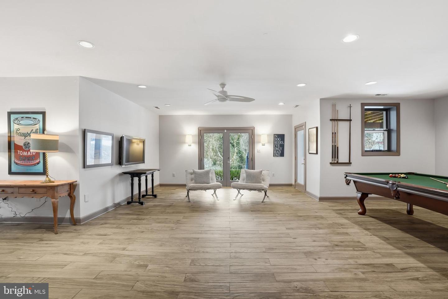 6035 CRIMSON CT, MCLEAN, Virginia 22101, 6 Bedrooms Bedrooms, ,5 BathroomsBathrooms,Residential,For sale,6035 CRIMSON CT,VAFX2278864 MLS # VAFX2278864