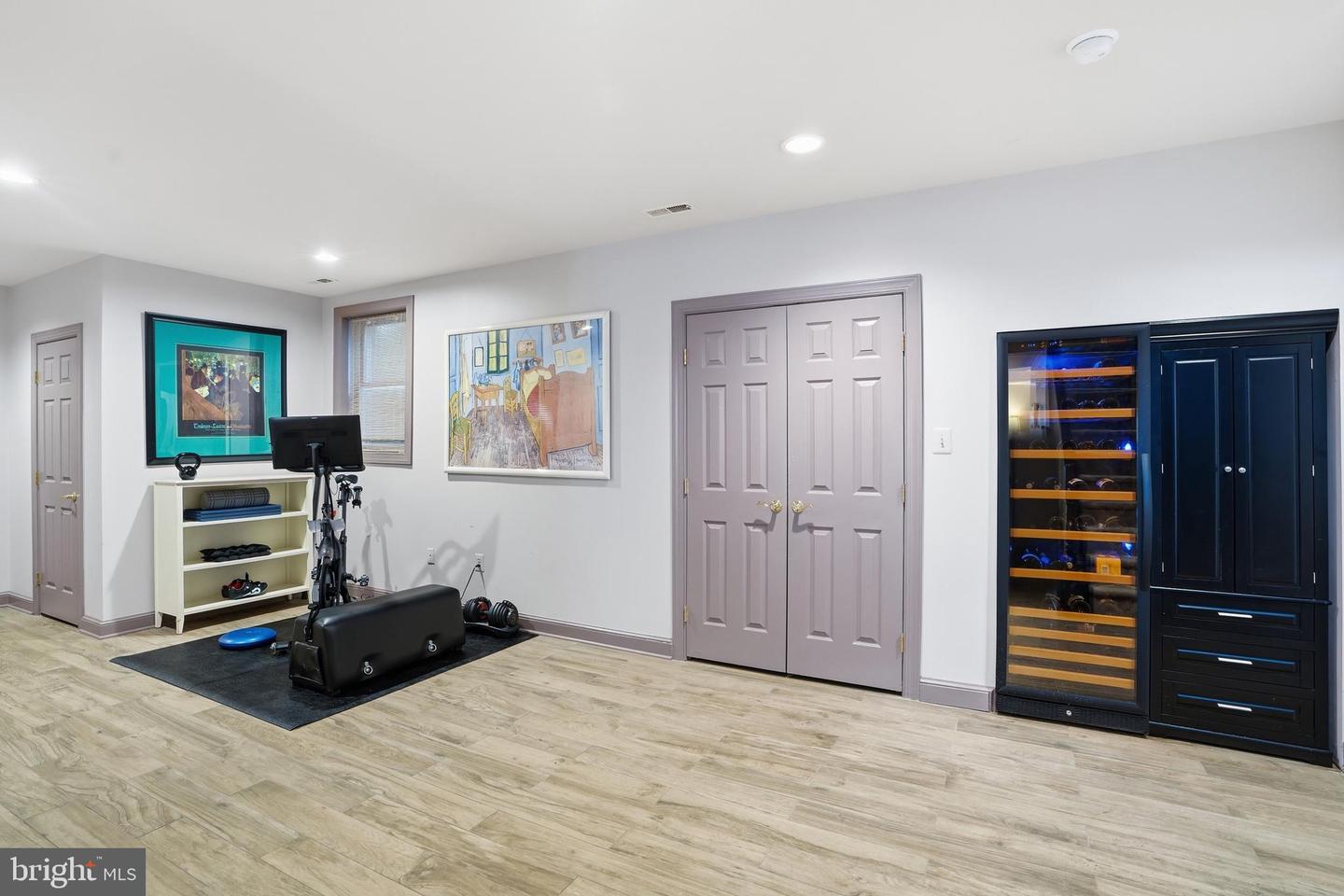 6035 CRIMSON CT, MCLEAN, Virginia 22101, 6 Bedrooms Bedrooms, ,5 BathroomsBathrooms,Residential,For sale,6035 CRIMSON CT,VAFX2278864 MLS # VAFX2278864