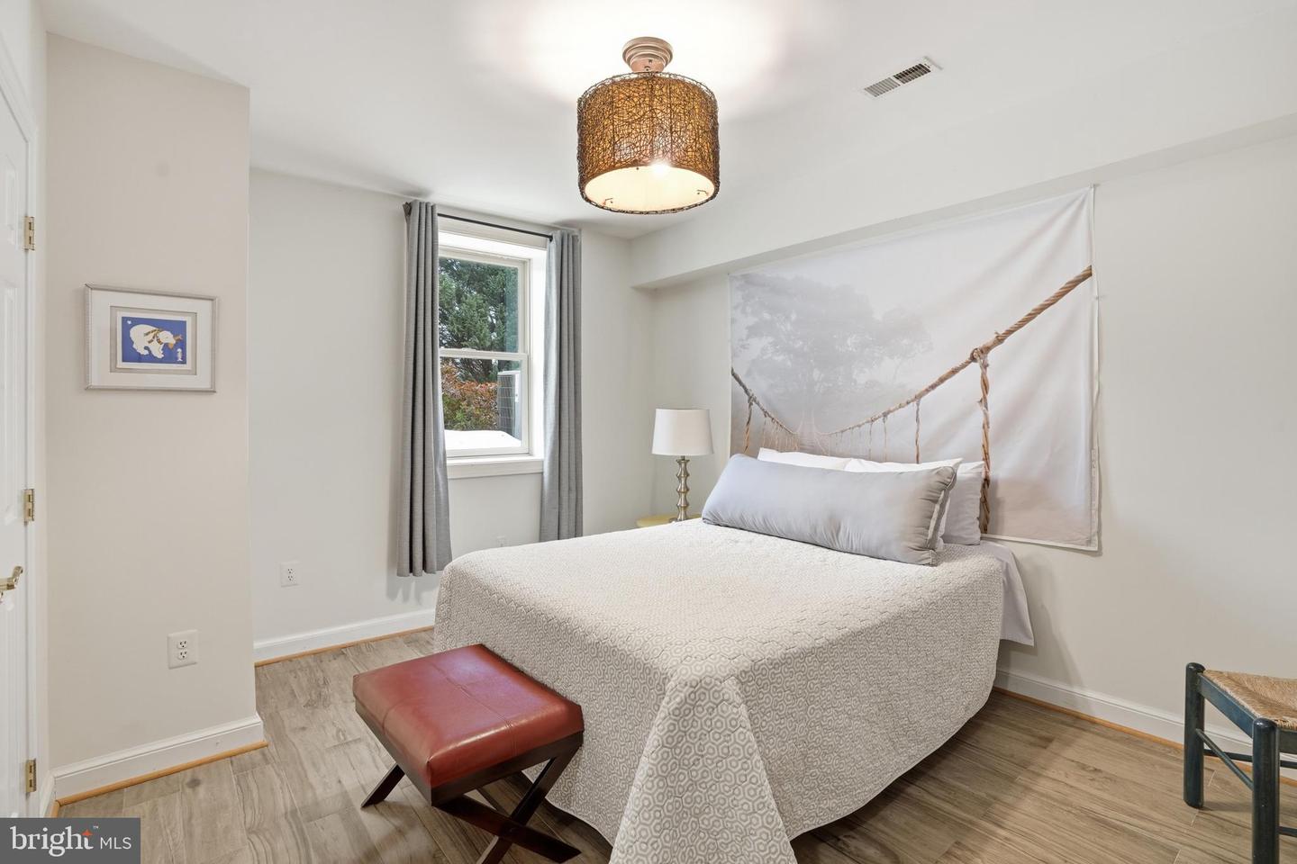 6035 CRIMSON CT, MCLEAN, Virginia 22101, 6 Bedrooms Bedrooms, ,5 BathroomsBathrooms,Residential,For sale,6035 CRIMSON CT,VAFX2278864 MLS # VAFX2278864