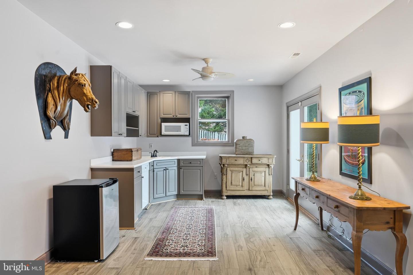 6035 CRIMSON CT, MCLEAN, Virginia 22101, 6 Bedrooms Bedrooms, ,5 BathroomsBathrooms,Residential,For sale,6035 CRIMSON CT,VAFX2278864 MLS # VAFX2278864