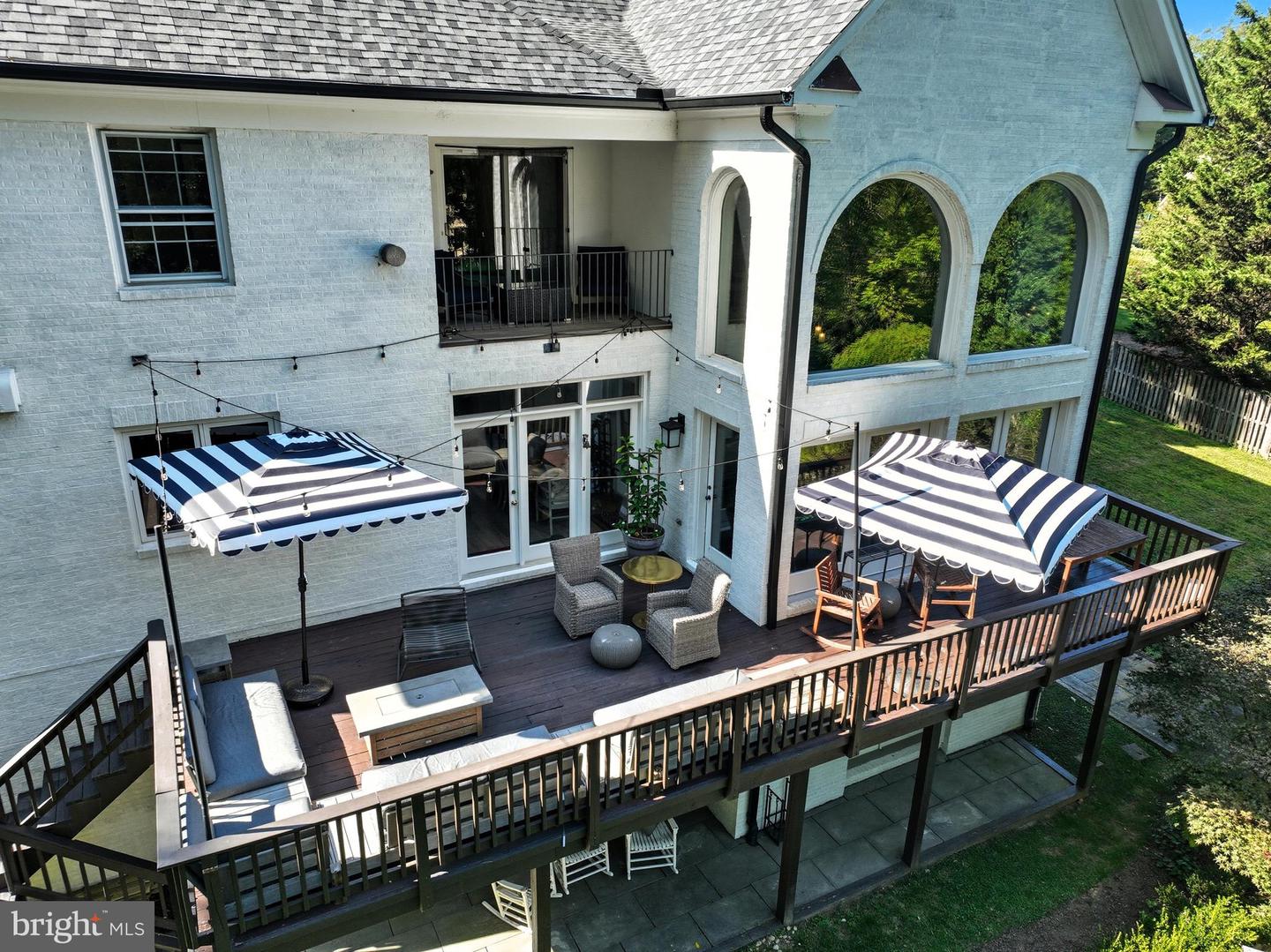 6035 CRIMSON CT, MCLEAN, Virginia 22101, 6 Bedrooms Bedrooms, ,5 BathroomsBathrooms,Residential,For sale,6035 CRIMSON CT,VAFX2278864 MLS # VAFX2278864