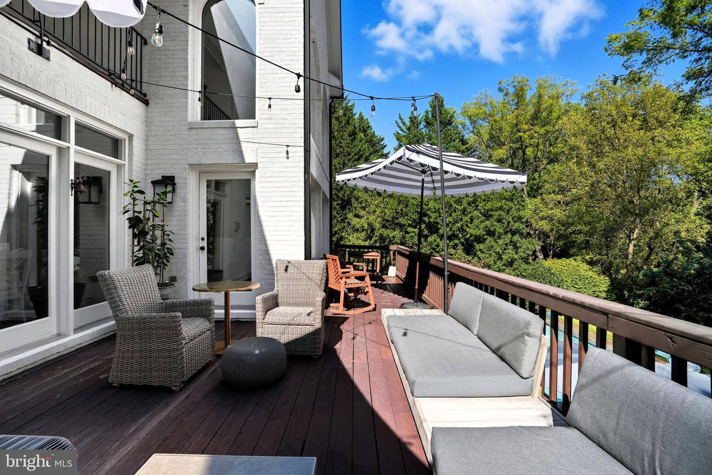 6035 CRIMSON CT, MCLEAN, Virginia 22101, 6 Bedrooms Bedrooms, ,5 BathroomsBathrooms,Residential,For sale,6035 CRIMSON CT,VAFX2278864 MLS # VAFX2278864