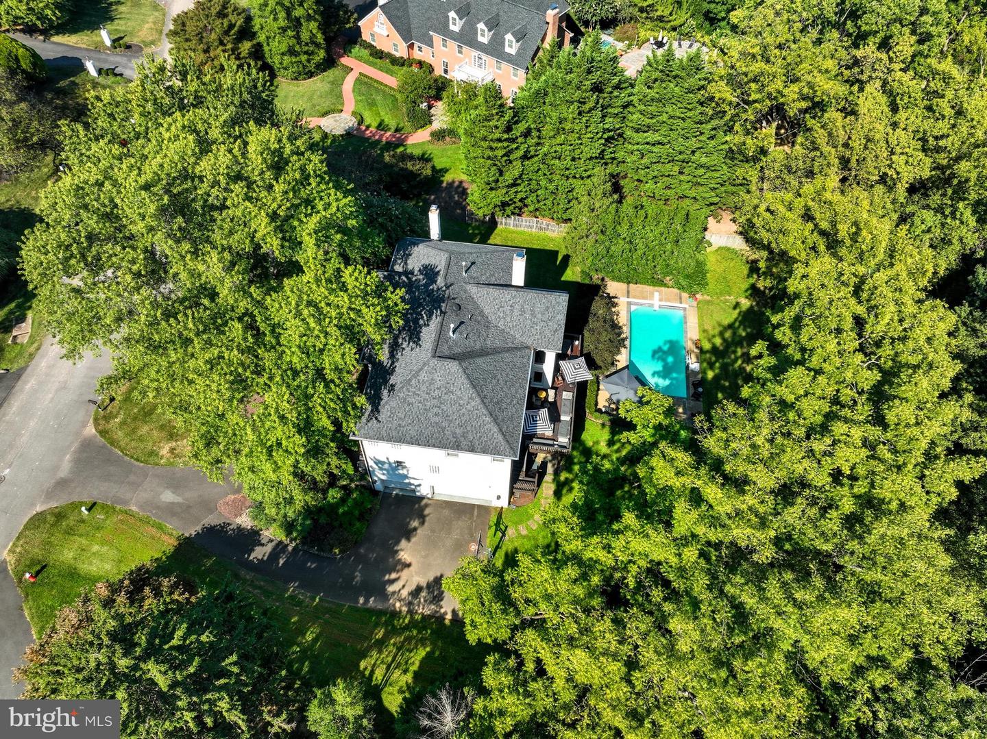 6035 CRIMSON CT, MCLEAN, Virginia 22101, 6 Bedrooms Bedrooms, ,5 BathroomsBathrooms,Residential,For sale,6035 CRIMSON CT,VAFX2278864 MLS # VAFX2278864