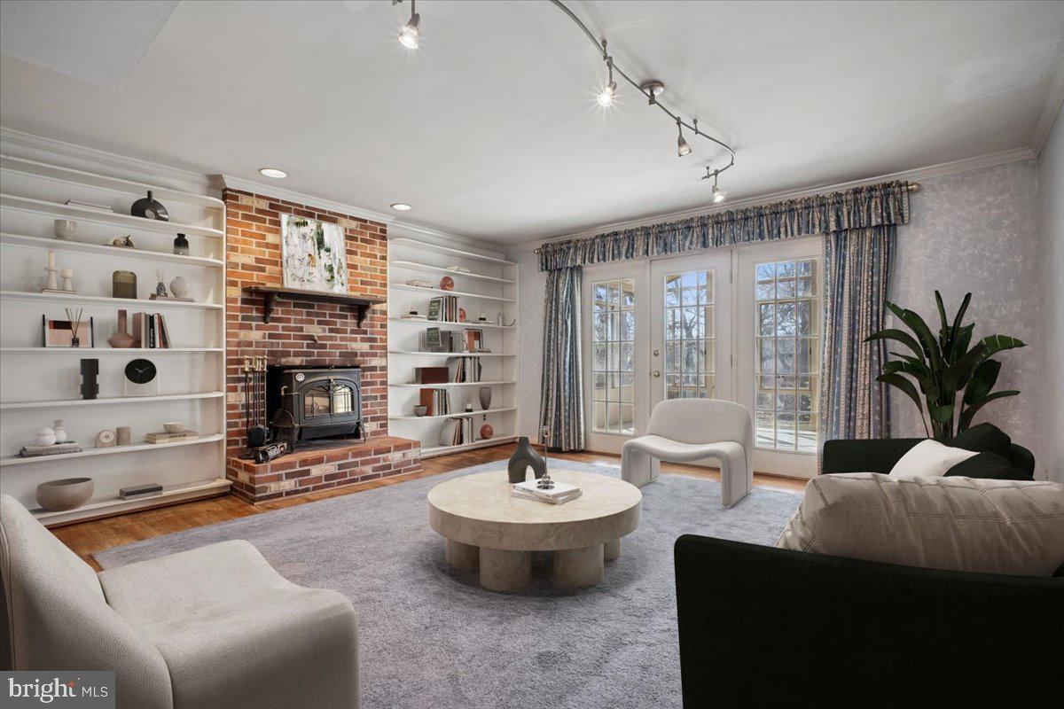 6725 ALPINE DR, ANNANDALE, Virginia 22003, 4 Bedrooms Bedrooms, ,2 BathroomsBathrooms,Residential,For sale,6725 ALPINE DR,VAFX2281434 MLS # VAFX2281434