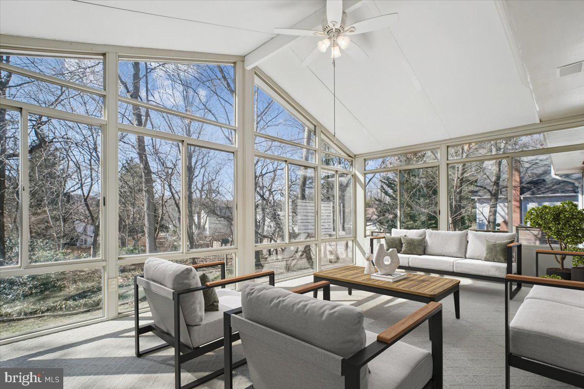 6725 ALPINE DR, ANNANDALE, Virginia 22003, 4 Bedrooms Bedrooms, ,2 BathroomsBathrooms,Residential,For sale,6725 ALPINE DR,VAFX2281434 MLS # VAFX2281434