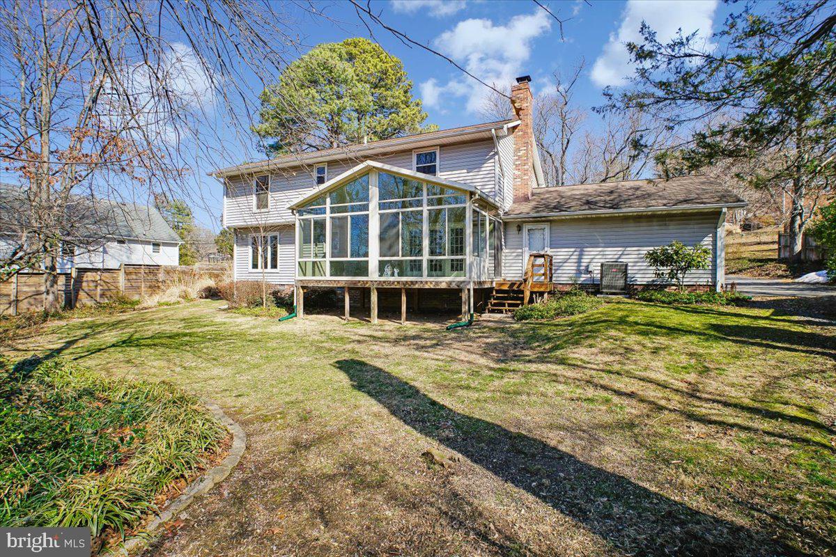 6725 ALPINE DR, ANNANDALE, Virginia 22003, 4 Bedrooms Bedrooms, ,2 BathroomsBathrooms,Residential,For sale,6725 ALPINE DR,VAFX2281434 MLS # VAFX2281434