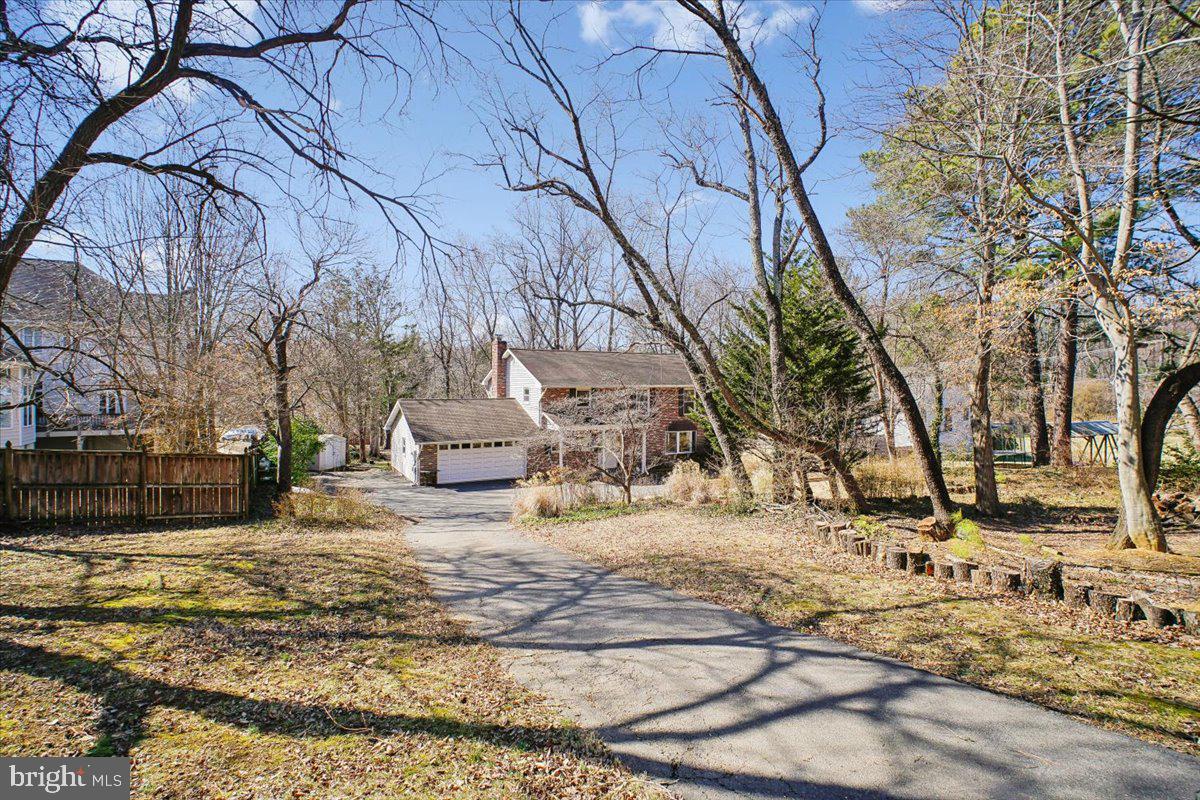 6725 ALPINE DR, ANNANDALE, Virginia 22003, 4 Bedrooms Bedrooms, ,2 BathroomsBathrooms,Residential,For sale,6725 ALPINE DR,VAFX2281434 MLS # VAFX2281434