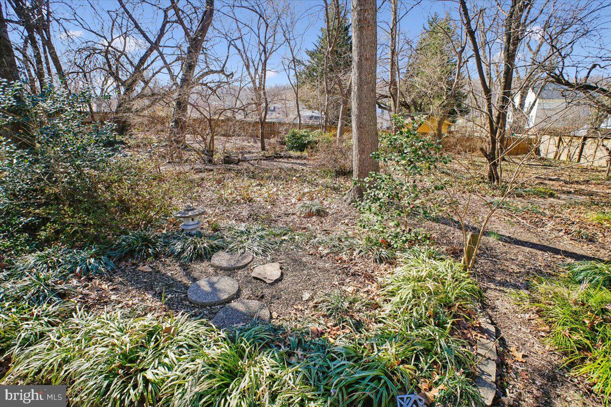 6725 ALPINE DR, ANNANDALE, Virginia 22003, 4 Bedrooms Bedrooms, ,2 BathroomsBathrooms,Residential,For sale,6725 ALPINE DR,VAFX2281434 MLS # VAFX2281434