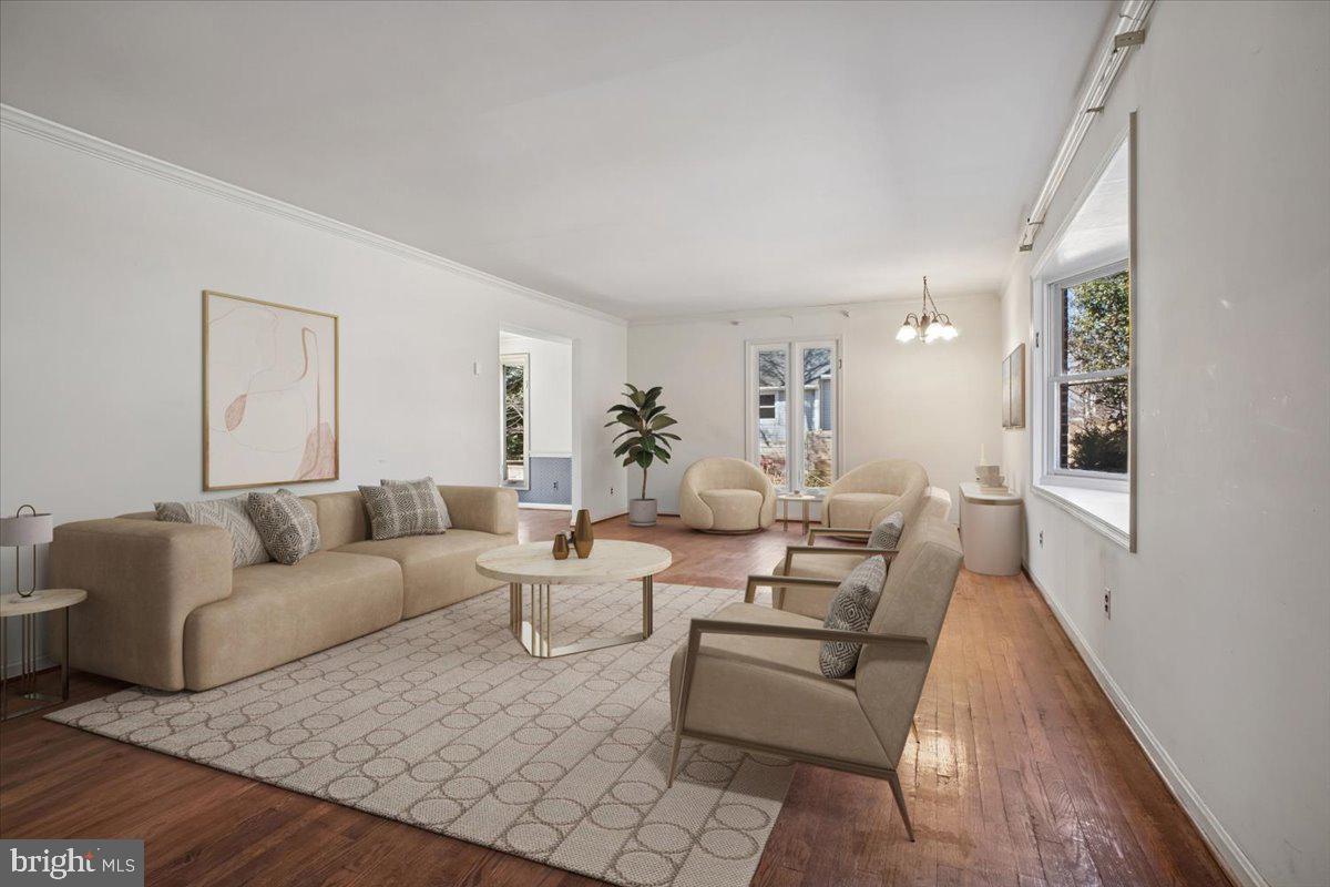 6725 ALPINE DR, ANNANDALE, Virginia 22003, 4 Bedrooms Bedrooms, ,2 BathroomsBathrooms,Residential,For sale,6725 ALPINE DR,VAFX2281434 MLS # VAFX2281434