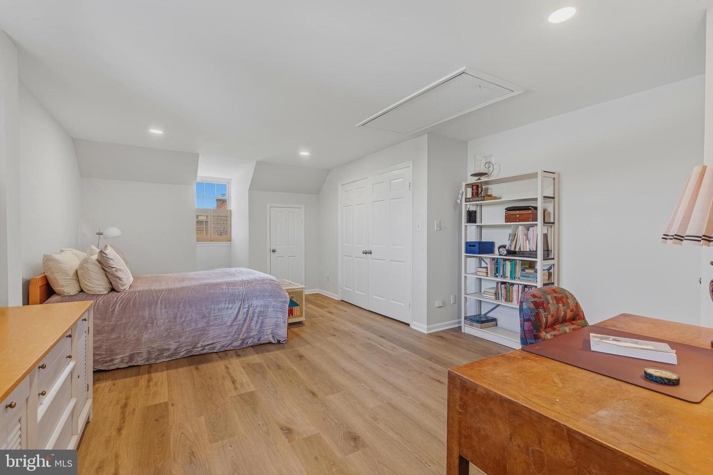 428 S FAIRFAX ST, ALEXANDRIA, Virginia 22314, 3 Bedrooms Bedrooms, ,4 BathroomsBathrooms,Residential,For sale,428 S FAIRFAX ST,VAAX2052282 MLS # VAAX2052282