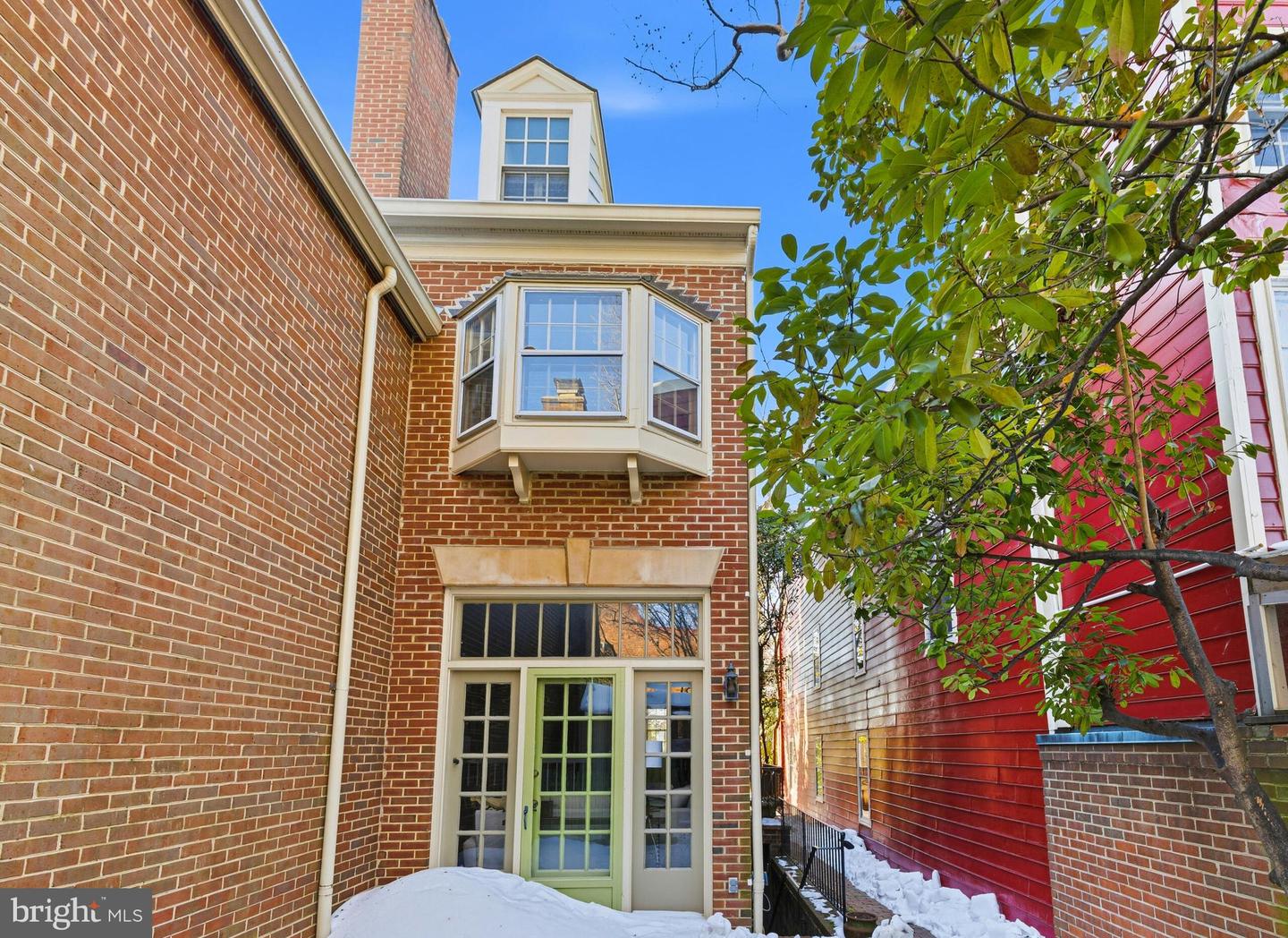 428 S FAIRFAX ST, ALEXANDRIA, Virginia 22314, 3 Bedrooms Bedrooms, ,4 BathroomsBathrooms,Residential,For sale,428 S FAIRFAX ST,VAAX2052282 MLS # VAAX2052282