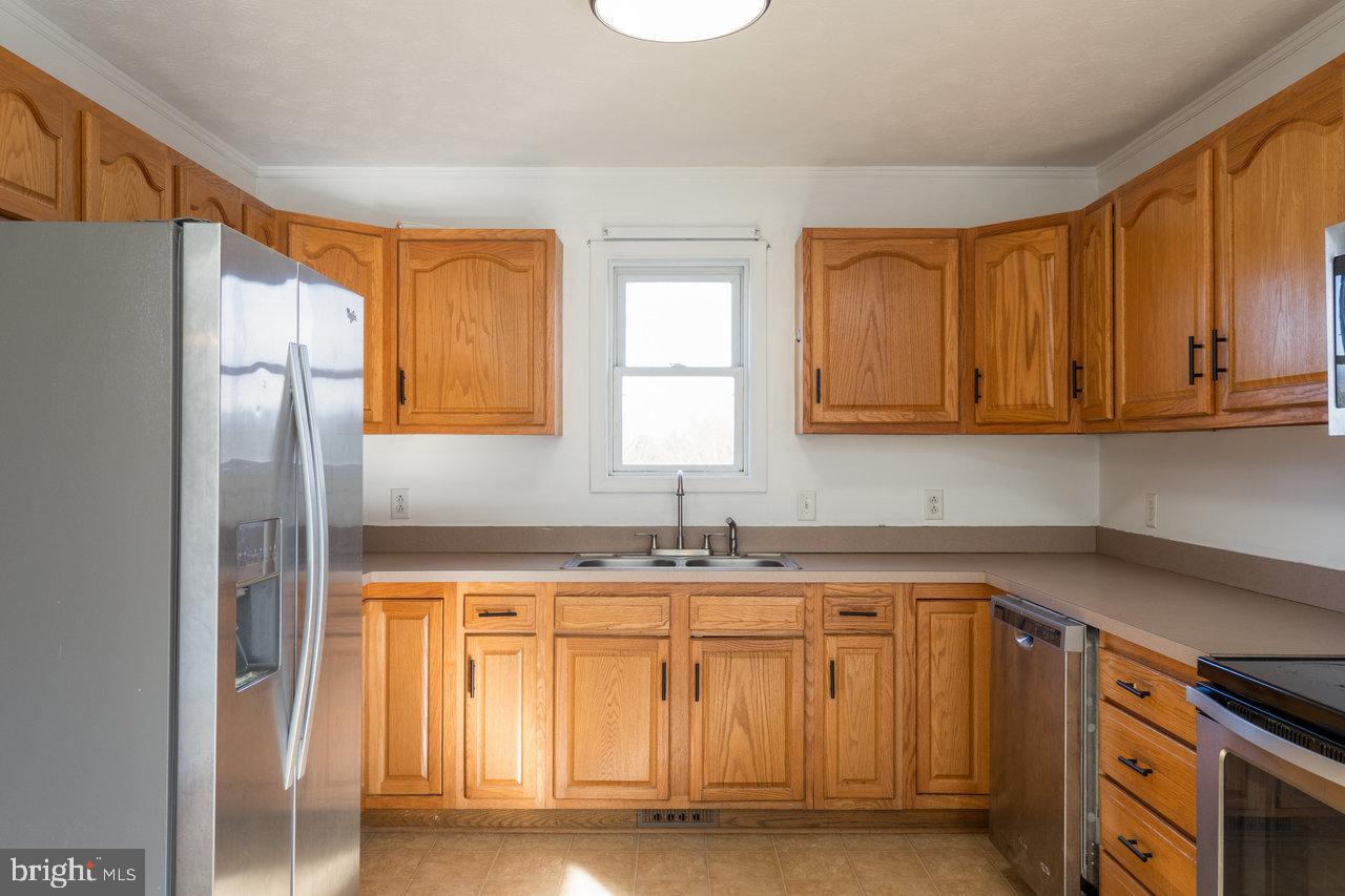 145 HICKORY DR, LURAY, Virginia 22835, 3 Bedrooms Bedrooms, 7 Rooms Rooms,2 BathroomsBathrooms,Residential,For sale,145 HICKORY DR,VAPA2005712 MLS # VAPA2005712