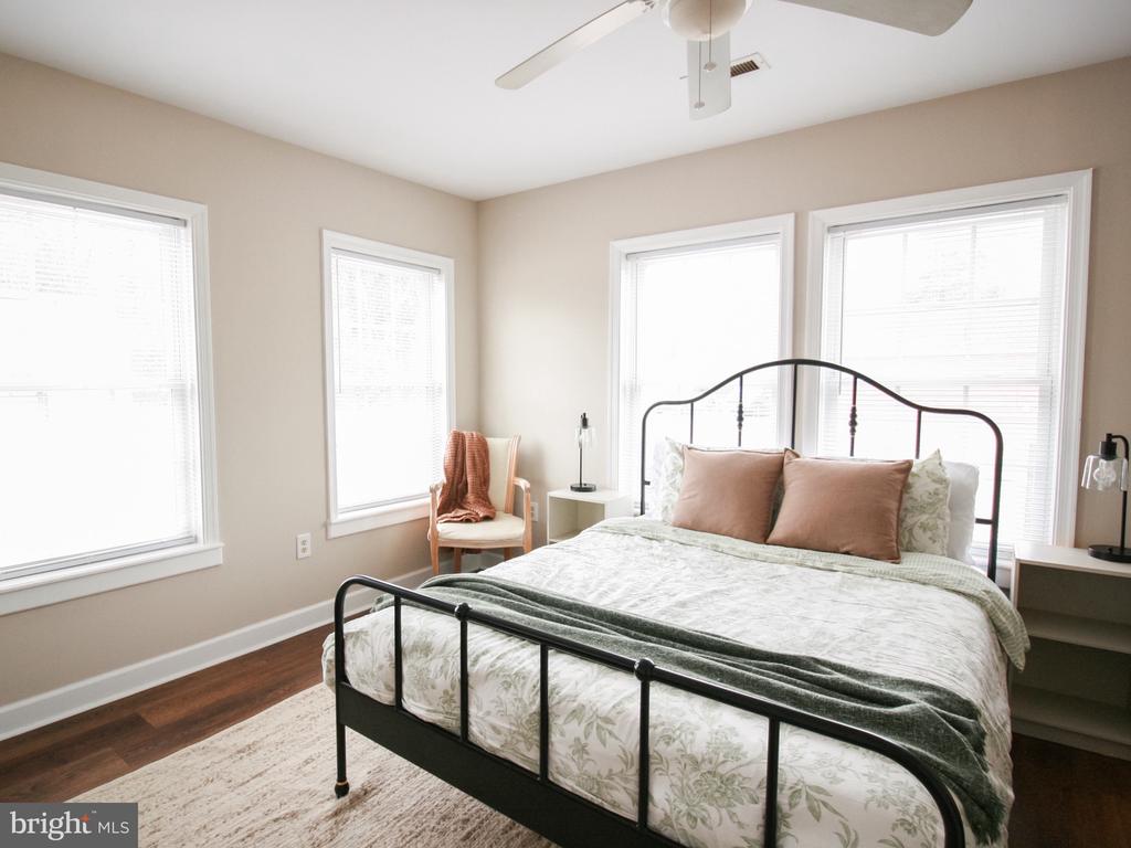 324 MINERAL AVE, MINERAL, Virginia 23117, 3 Bedrooms Bedrooms, ,2 BathroomsBathrooms,Residential,324 MINERAL AVE,VALA2009362 MLS # VALA2009362