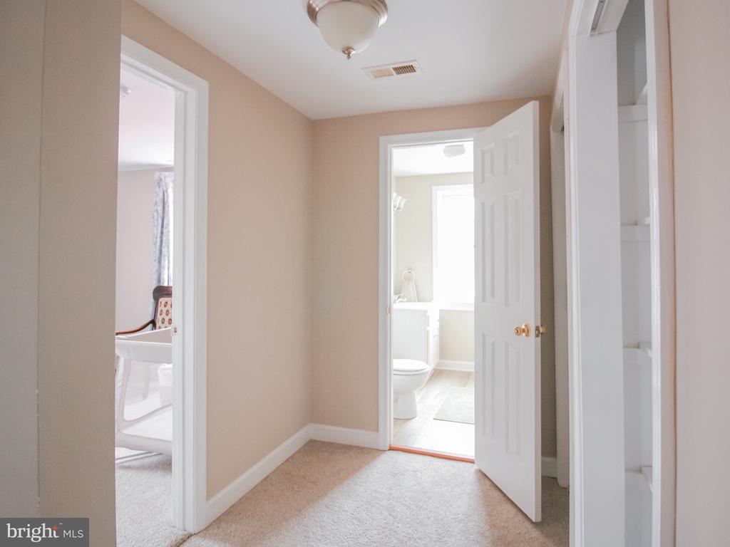 324 MINERAL AVE, MINERAL, Virginia 23117, 3 Bedrooms Bedrooms, ,2 BathroomsBathrooms,Residential,324 MINERAL AVE,VALA2009362 MLS # VALA2009362