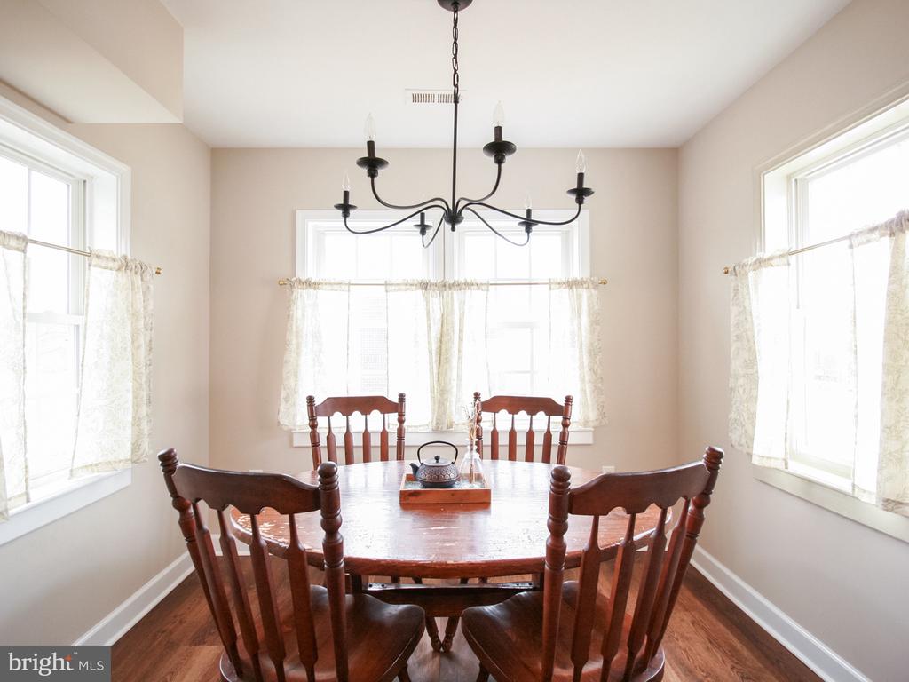 324 MINERAL AVE, MINERAL, Virginia 23117, 3 Bedrooms Bedrooms, ,2 BathroomsBathrooms,Residential,324 MINERAL AVE,VALA2009362 MLS # VALA2009362