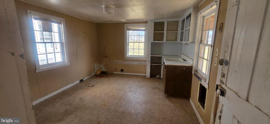 11 BRISTOL AVE, LURAY, Virginia 22835, 3 Bedrooms Bedrooms, ,2 BathroomsBathrooms,Residential,11 BRISTOL AVE,VAPA2006136 MLS # VAPA2006136