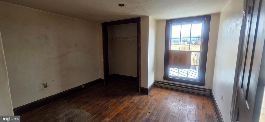 11 BRISTOL AVE, LURAY, Virginia 22835, 3 Bedrooms Bedrooms, ,2 BathroomsBathrooms,Residential,11 BRISTOL AVE,VAPA2006136 MLS # VAPA2006136