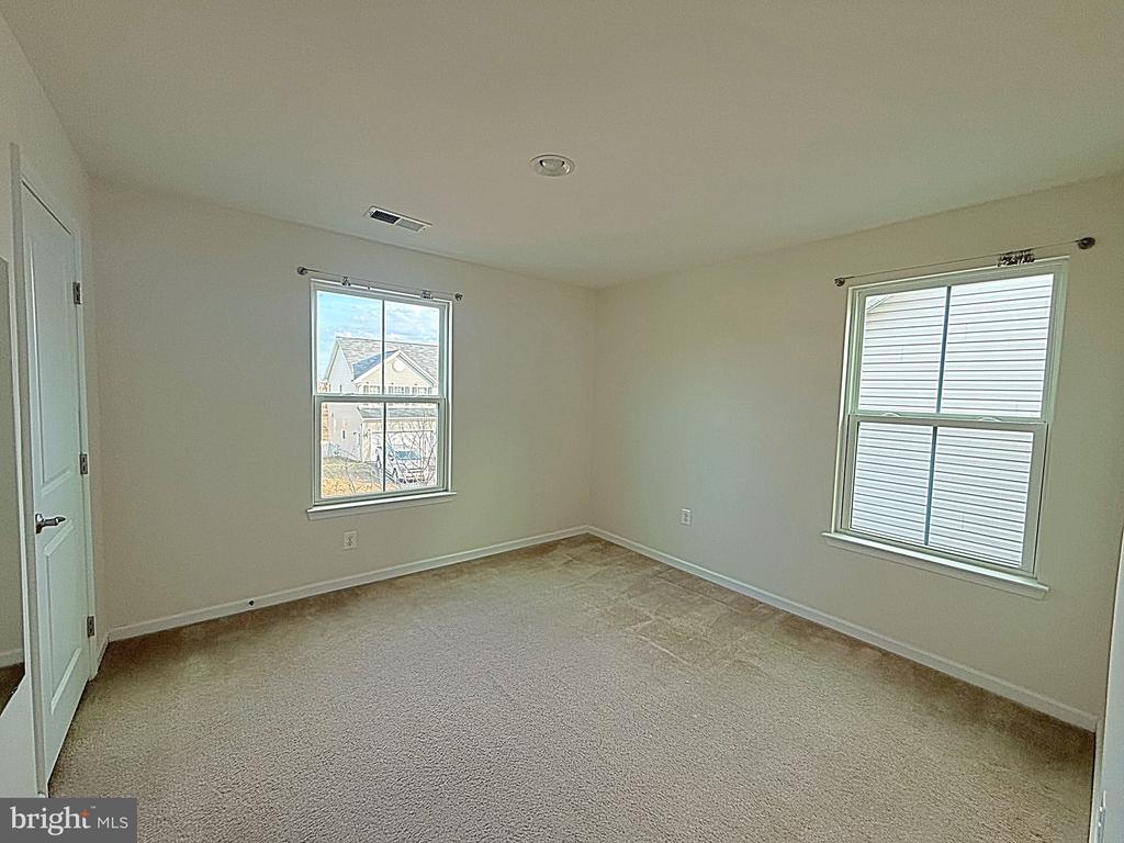 2032 MAGNOLIA CIR, CULPEPER, Virginia 22701, 5 Bedrooms Bedrooms, ,2 BathroomsBathrooms,Residential,2032 MAGNOLIA CIR,VACU2012840 MLS # VACU2012840