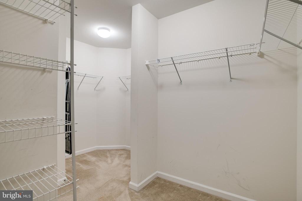 2032 MAGNOLIA CIR, CULPEPER, Virginia 22701, 5 Bedrooms Bedrooms, ,2 BathroomsBathrooms,Residential,2032 MAGNOLIA CIR,VACU2012840 MLS # VACU2012840