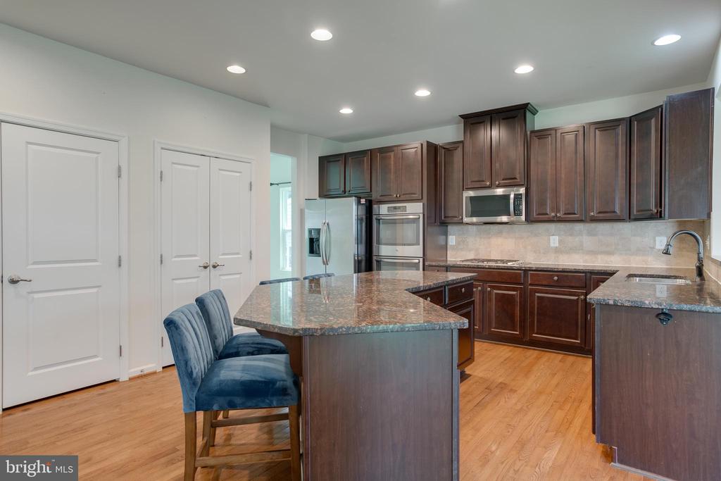 2032 MAGNOLIA CIR, CULPEPER, Virginia 22701, 5 Bedrooms Bedrooms, ,2 BathroomsBathrooms,Residential,2032 MAGNOLIA CIR,VACU2012840 MLS # VACU2012840