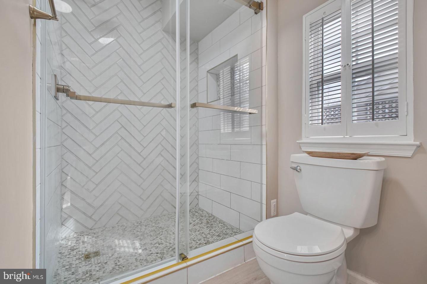 9 BRENTWOOD LN, FREDERICKSBURG, Virginia 22405, 4 Bedrooms Bedrooms, ,3 BathroomsBathrooms,Residential,For sale,9 BRENTWOOD LN,VAST2044762 MLS # VAST2044762