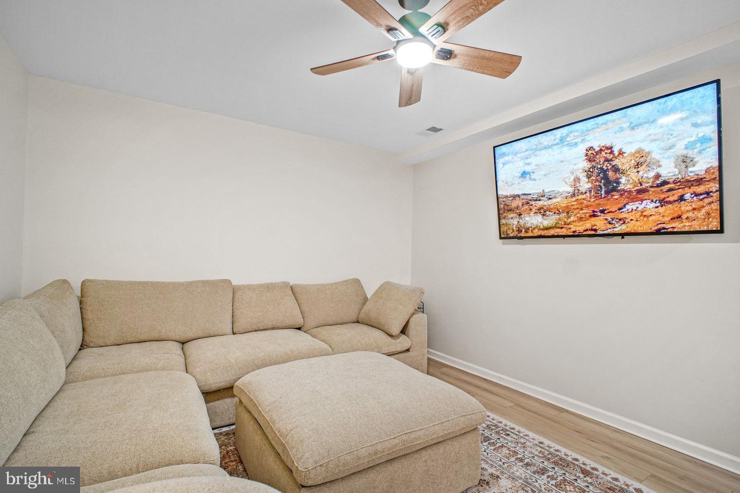 9 BRENTWOOD LN, FREDERICKSBURG, Virginia 22405, 4 Bedrooms Bedrooms, ,3 BathroomsBathrooms,Residential,For sale,9 BRENTWOOD LN,VAST2044762 MLS # VAST2044762