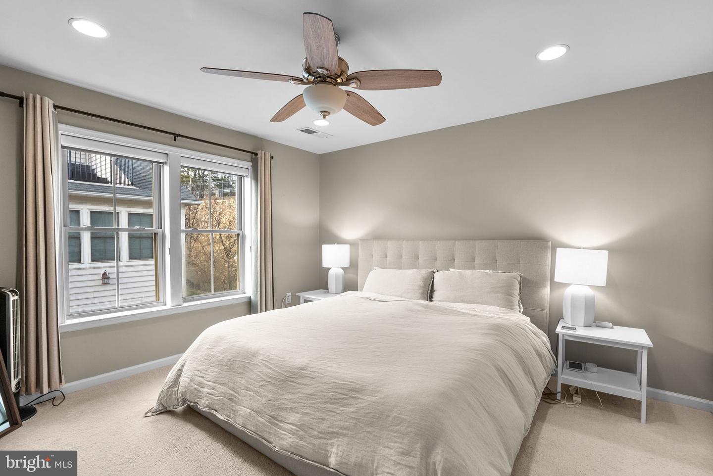 2503 S KENMORE CT, ARLINGTON, Virginia 22206, 4 Bedrooms Bedrooms, ,3 BathroomsBathrooms,Residential,For sale,2503 S KENMORE CT,VAAR2066974 MLS # VAAR2066974