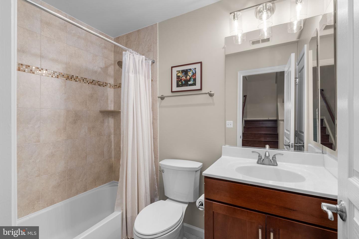 2503 S KENMORE CT, ARLINGTON, Virginia 22206, 4 Bedrooms Bedrooms, ,3 BathroomsBathrooms,Residential,For sale,2503 S KENMORE CT,VAAR2066974 MLS # VAAR2066974