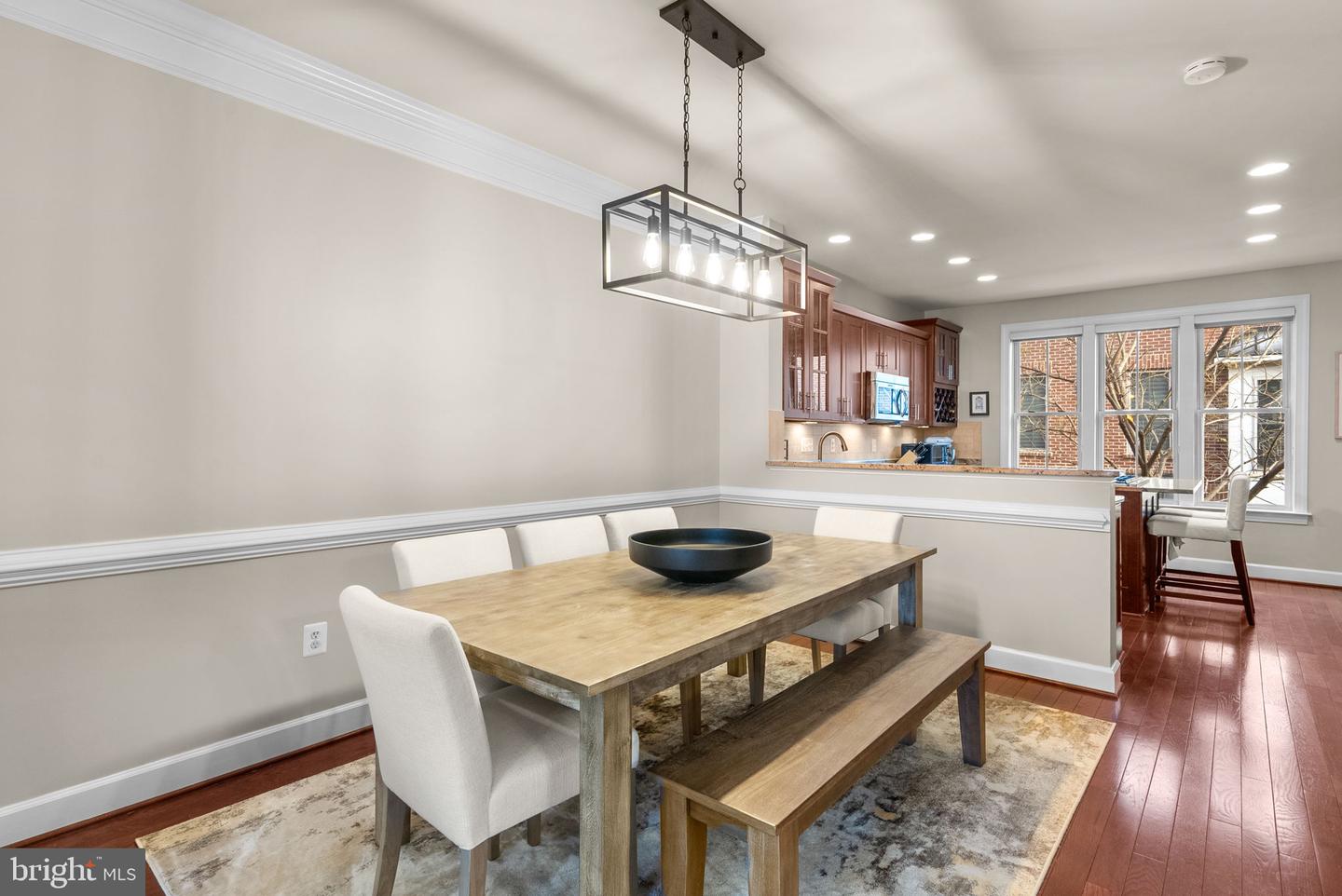 2503 S KENMORE CT, ARLINGTON, Virginia 22206, 4 Bedrooms Bedrooms, ,3 BathroomsBathrooms,Residential,For sale,2503 S KENMORE CT,VAAR2066974 MLS # VAAR2066974