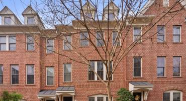 2503 S KENMORE CT, ARLINGTON, Virginia 22206, 4 Bedrooms Bedrooms, ,3 BathroomsBathrooms,Residential,For sale,2503 S KENMORE CT,VAAR2066974 MLS # VAAR2066974