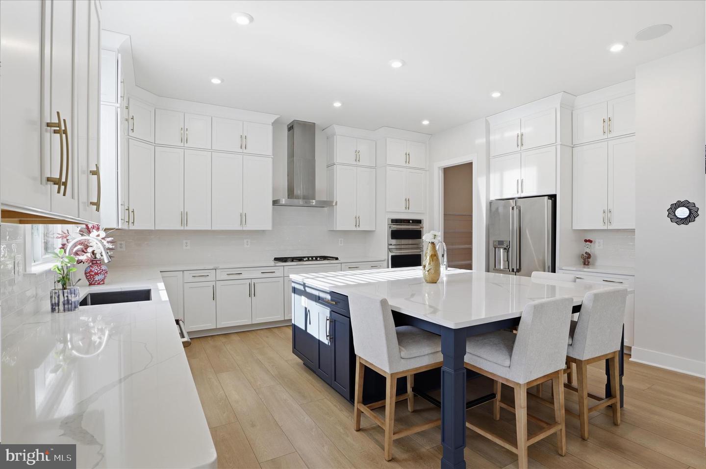 8781 BEECHNUT SPRINGS WAY, MANASSAS, Virginia 20112, 6 Bedrooms Bedrooms, ,5 BathroomsBathrooms,Residential,For sale,8781 BEECHNUT SPRINGS WAY,VAPW2109528 MLS # VAPW2109528