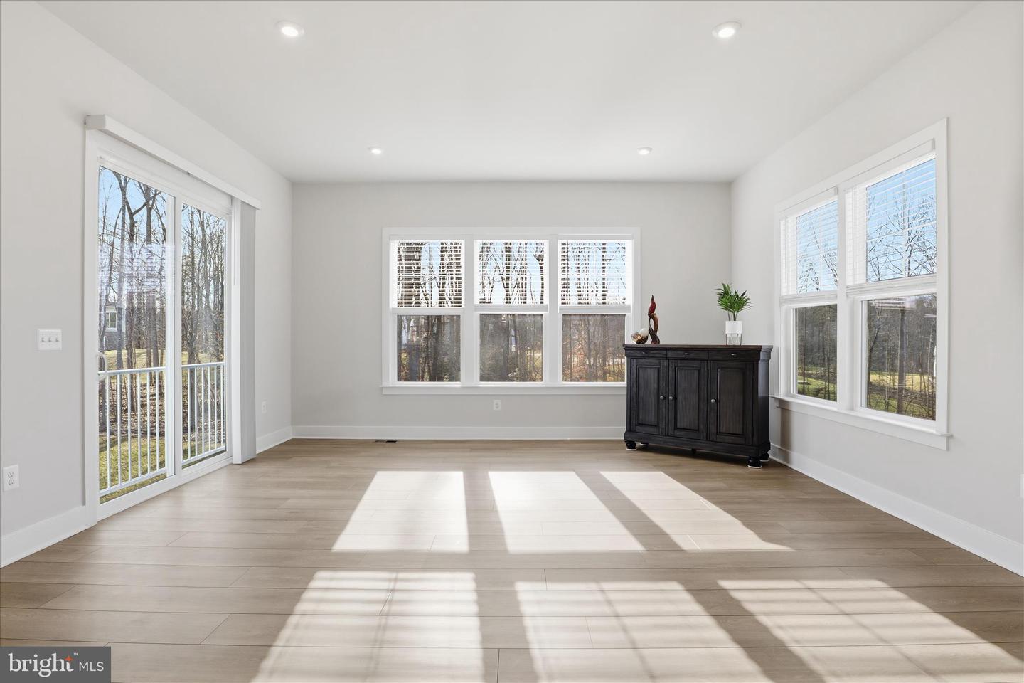 8781 BEECHNUT SPRINGS WAY, MANASSAS, Virginia 20112, 6 Bedrooms Bedrooms, ,5 BathroomsBathrooms,Residential,For sale,8781 BEECHNUT SPRINGS WAY,VAPW2109528 MLS # VAPW2109528