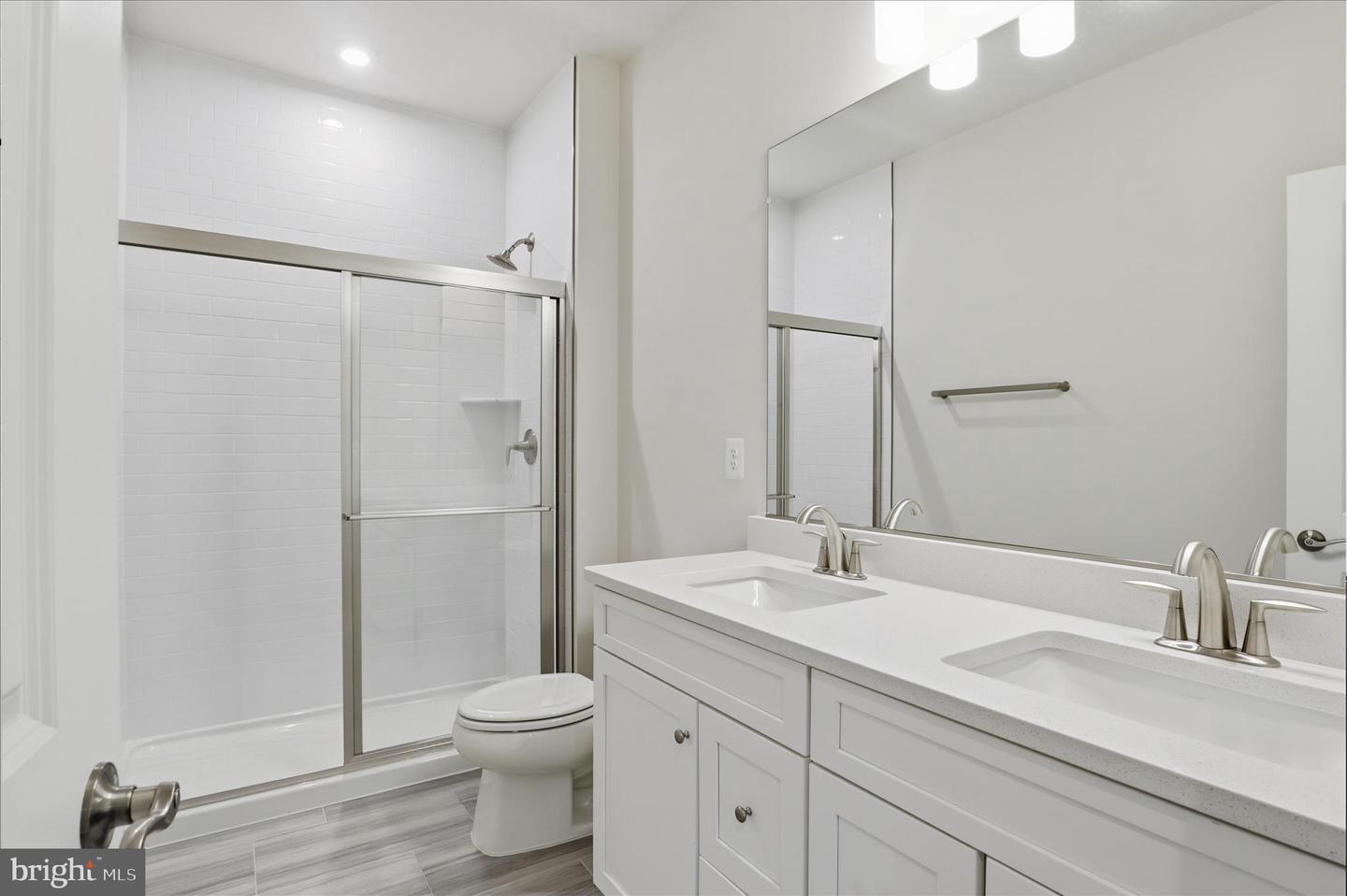 8781 BEECHNUT SPRINGS WAY, MANASSAS, Virginia 20112, 6 Bedrooms Bedrooms, ,5 BathroomsBathrooms,Residential,For sale,8781 BEECHNUT SPRINGS WAY,VAPW2109528 MLS # VAPW2109528