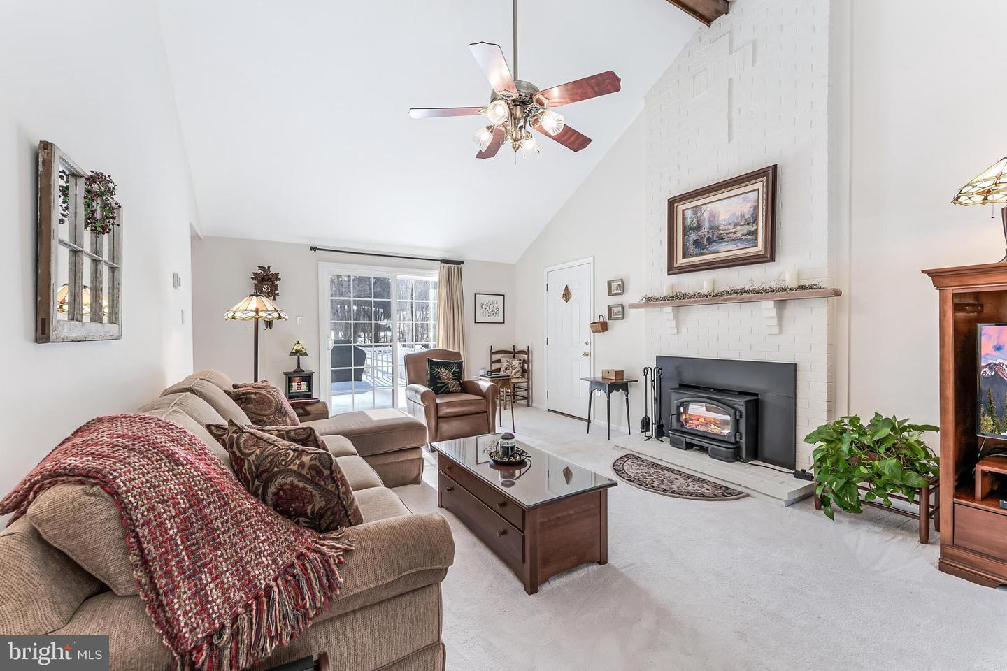 5115 BRYDON CT, WARRENTON, Virginia 20187, 3 Bedrooms Bedrooms, ,2 BathroomsBathrooms,Residential,For sale,5115 BRYDON CT,VAFQ2020042 MLS # VAFQ2020042