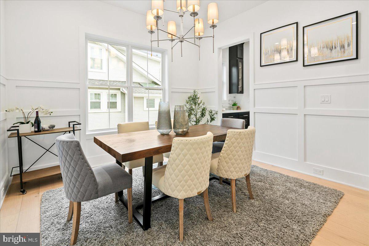 3411 17TH ST N, ARLINGTON, Virginia 22207, 5 Bedrooms Bedrooms, ,4 BathroomsBathrooms,Residential,For sale,3411 17TH ST N,VAAR2067438 MLS # VAAR2067438