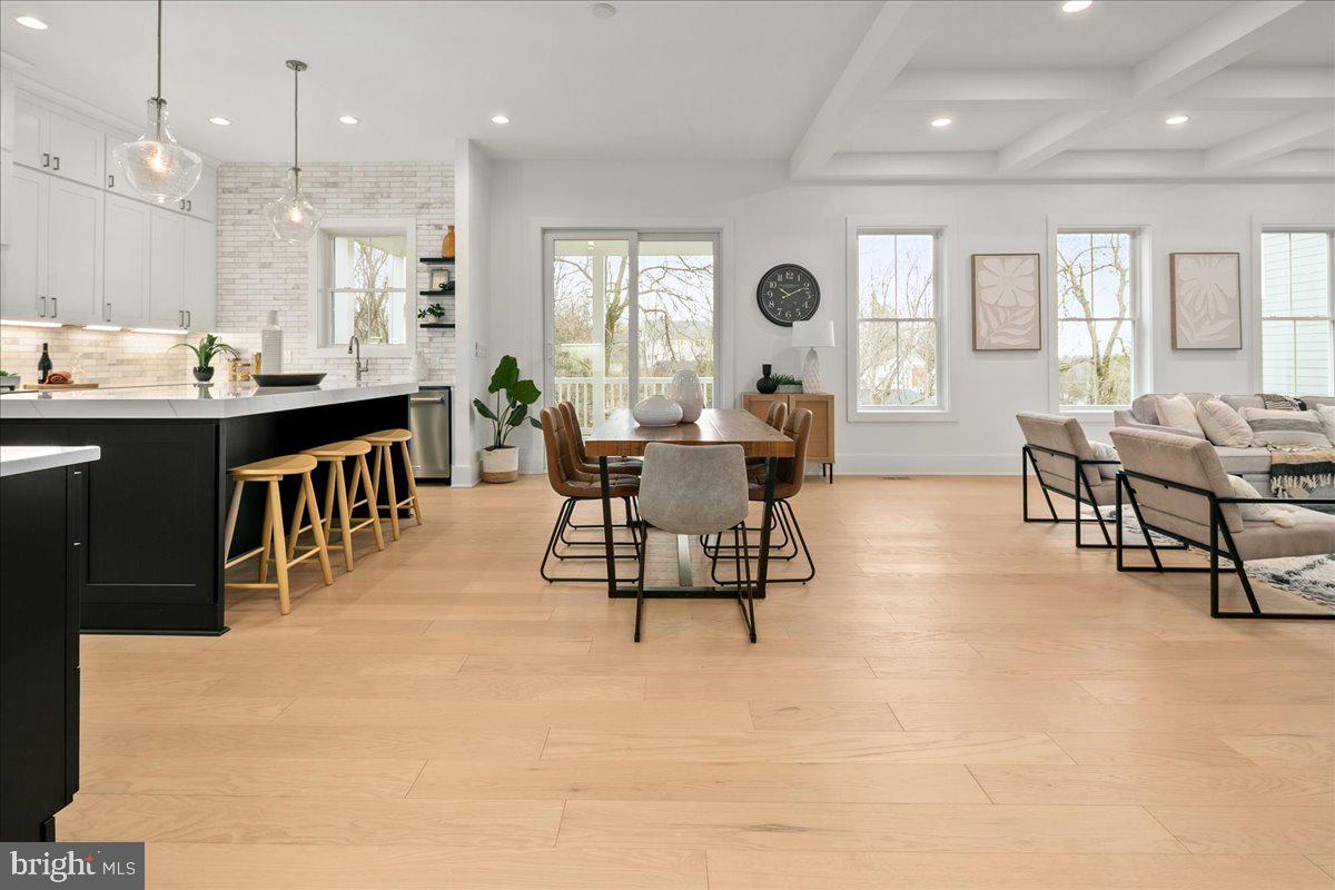 3411 17TH ST N, ARLINGTON, Virginia 22207, 5 Bedrooms Bedrooms, ,4 BathroomsBathrooms,Residential,For sale,3411 17TH ST N,VAAR2067438 MLS # VAAR2067438