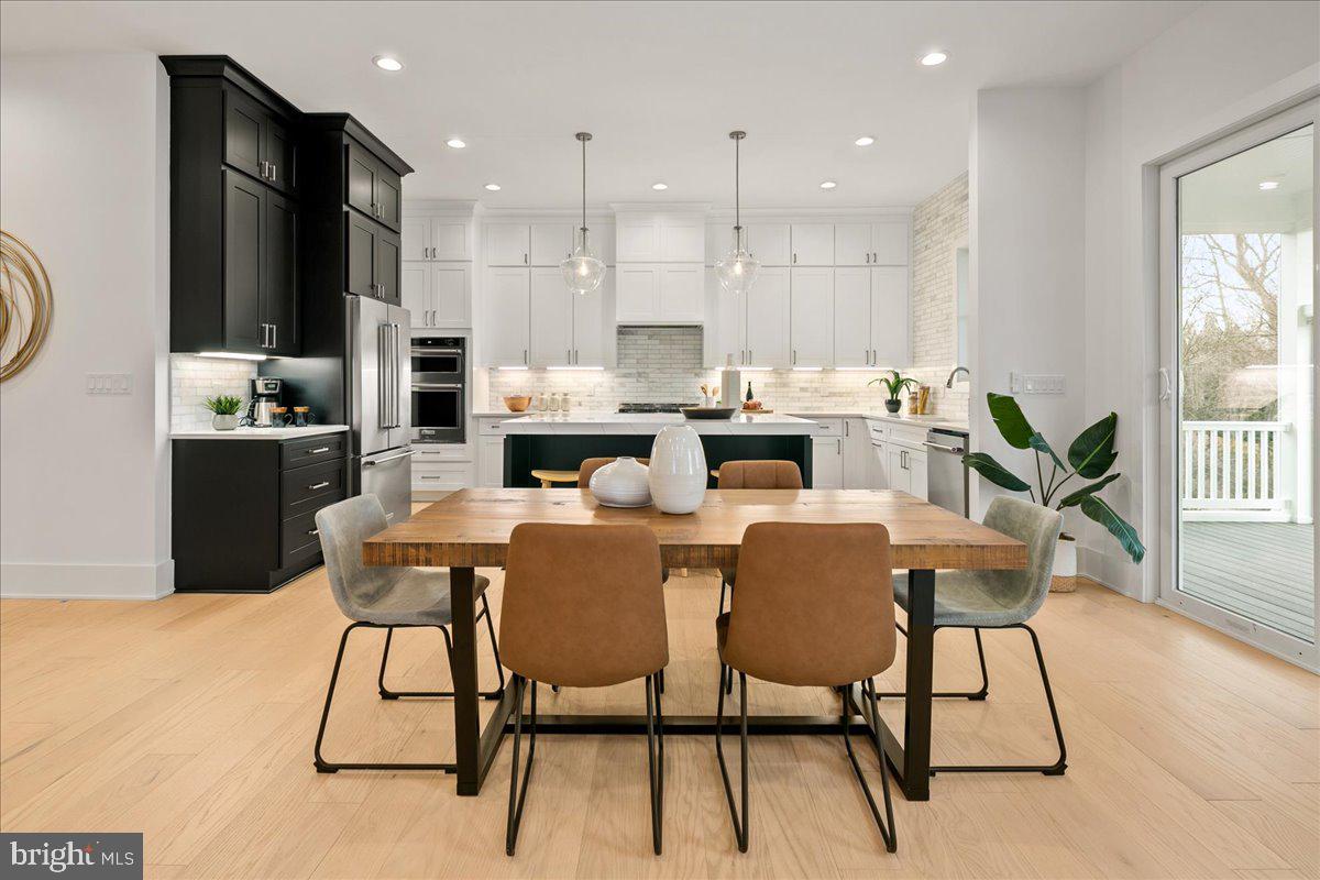 3411 17TH ST N, ARLINGTON, Virginia 22207, 5 Bedrooms Bedrooms, ,4 BathroomsBathrooms,Residential,For sale,3411 17TH ST N,VAAR2067438 MLS # VAAR2067438