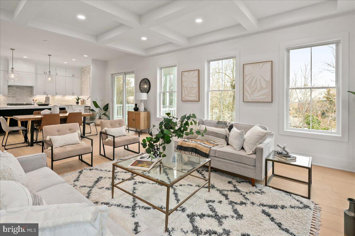 3411 17TH ST N, ARLINGTON, Virginia 22207, 5 Bedrooms Bedrooms, ,4 BathroomsBathrooms,Residential,For sale,3411 17TH ST N,VAAR2067438 MLS # VAAR2067438